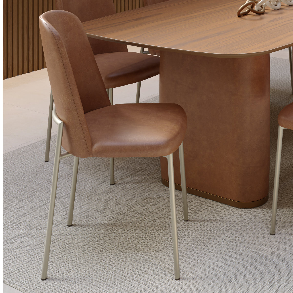 Conjunto de 4 Cadeiras de Aço Estofada Lucille Champanhe com PU Caramelo