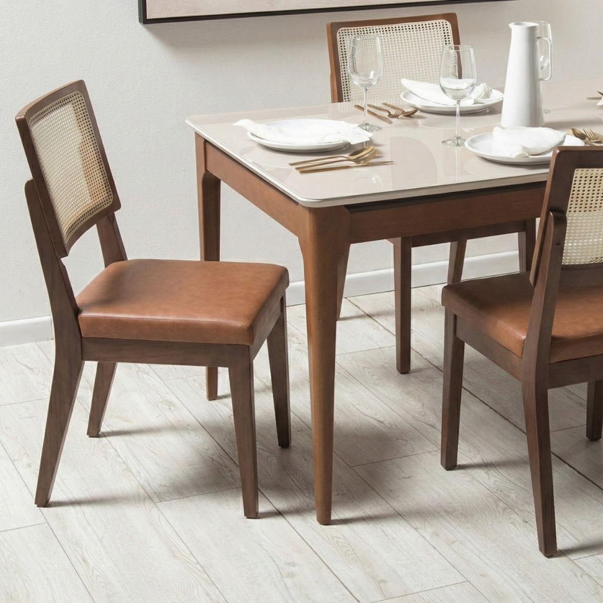 Conjunto de 4 Cadeiras de Madeira Maciça Saga Palhinha