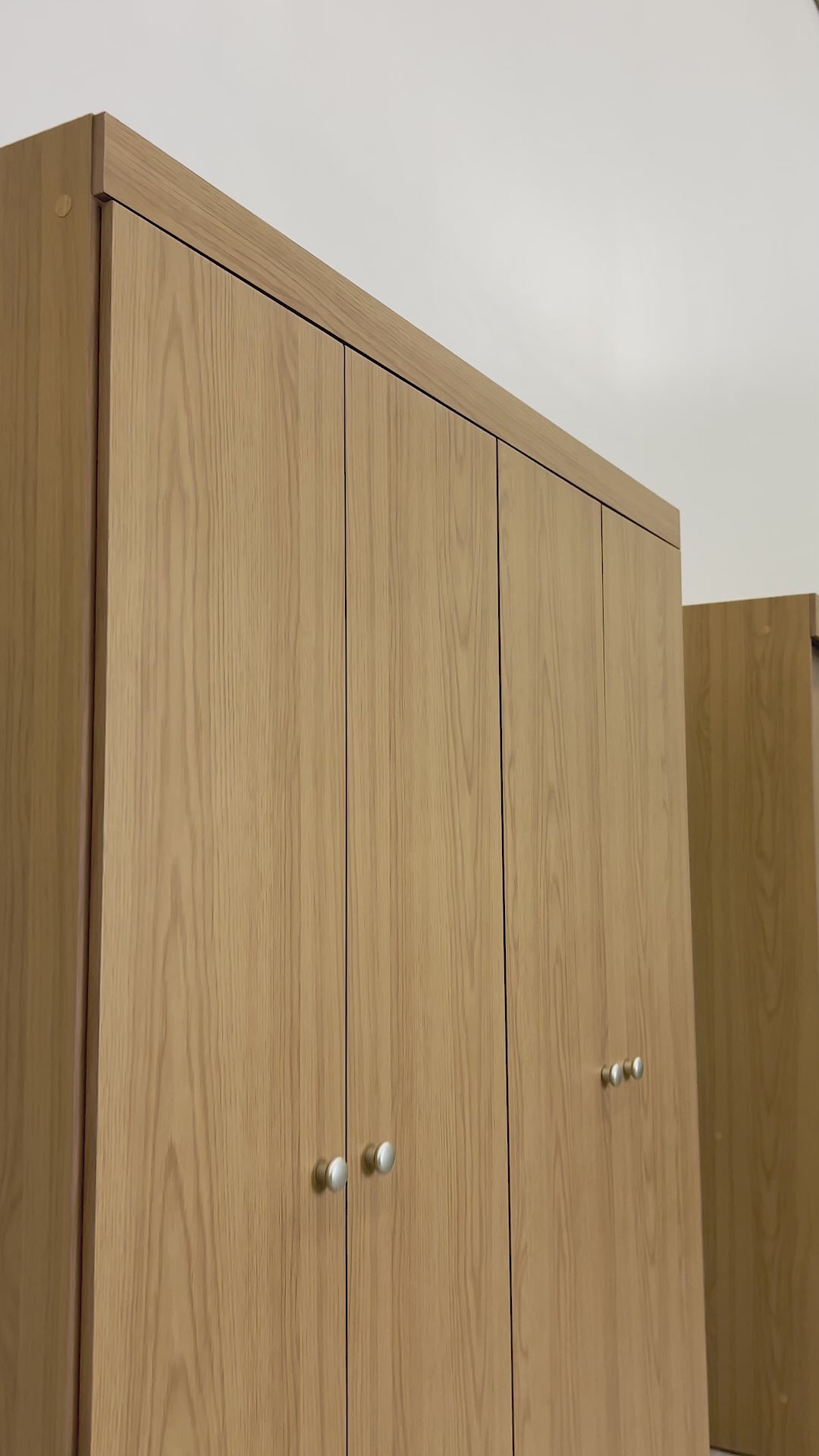 Guarda Roupa Solteiro 4 Portas Renzo 135cm Preto